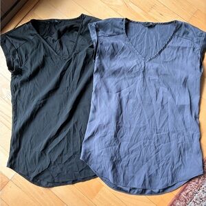 2 Express Women's V-Neck Tops - Black and Gray